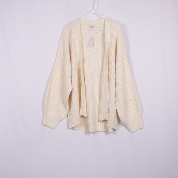 American Eagle Outfitters Sweaters - NWT AEO Balloon Sleeve Cardigan Size XL